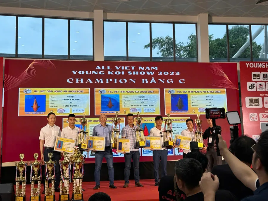 Champion Bảng C All Viet Nam Young Koi Show 2023